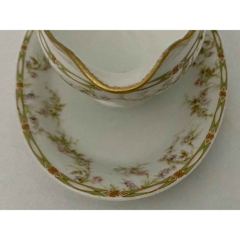 Haviland Limoges Gravy Boat Roses Gold France